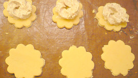 Ořechovo-mandlové kytičky