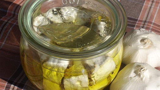 Nakládaný hermelín  v oleji