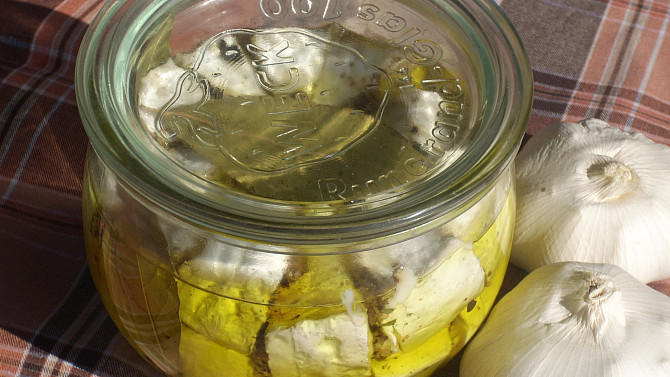 Nakládaný hermelín  v oleji, Nakládaný sýr