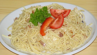 Špagety s brynzou
