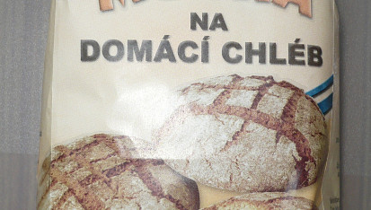 Chléb z receptáře, Chléb je upečený z této pšenično - žitné mouky.