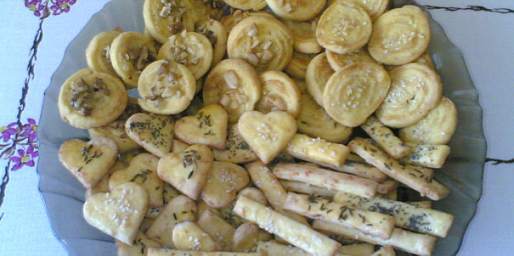 Sýrové šneky od Čiriny (Šneci jsou v horní polovině talíře.)