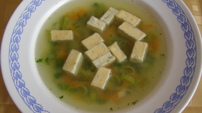 Piškotový svítek do polévky