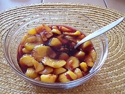 Broskvová bowle s Lambruscem