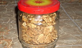 Zavařování ořechů v mikrovlnce