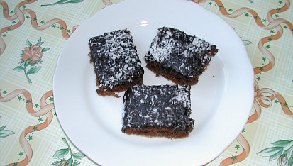 Čokoládové řezy s kokosem