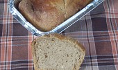 Chleba s křupavou kůrkou (Pokud těsto hodně propracujete, nemá tak velké díry)