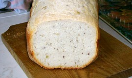 Obyčejný žitno-pšeničný chléb
