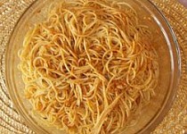Špagety s česnekem a kořením