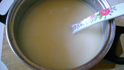 Česneková omáčka