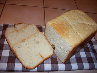 Chléb česnekovo - nivový (Chléb česnekovo-nivový)