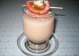 Kefírové mléko s rajčatovou šťávou