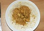 Čína na arabské placce s rýžovými nudlemi