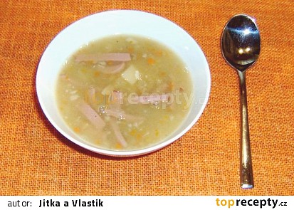 Čočková polévka z červené čočky