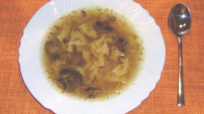 Houbovo-uzená polévka