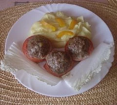 Pečená rajčata s masem