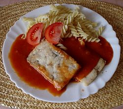 Rybí filé v rajčatové omáčce
