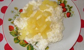 Sladká rýže s ovocem