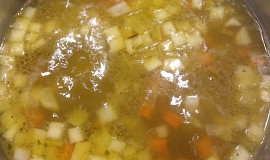 Zeleninová polévka (vývar)