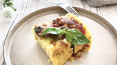 Zapečená polenta s mozzarellou a rajčaty, Polenta s rajčaty a mozzarelou