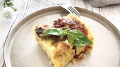Zapečená polenta s mozzarellou a rajčaty, Polenta s rajčaty a mozzarelou