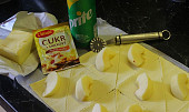 Jablečné rohlíčky pečené v limonádě (Potřebné suroviny...)