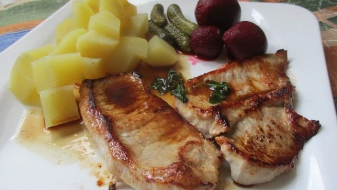 Přírodní vepřový řízek dietně