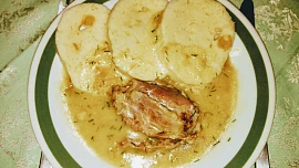 Ředkvičková omáčka s uzeným masem