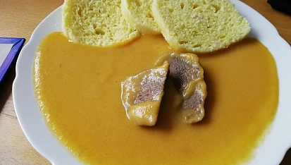 Svíčková omáčka na smetaně