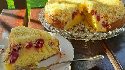 Bublanina s třešněmi (nebo jiným ovocem), Bublanina s drobenkou- výtečný recept!