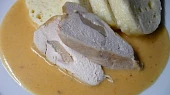 Kuřecí prsa se zeleninovo-smetanovou omáčkou