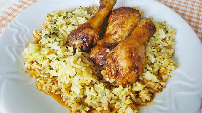 Marinované kuřecí paličky s kari rýží, Marinované kuřecí paličky s kari rýží
