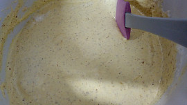 Ořechové štafetky s kávovým krémem