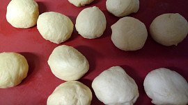 Máslové rovné rohlíky