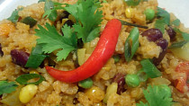 Mexická rýže s fazolemi a zeleninou