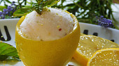 Citronová zmrzlina