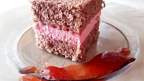 Malinový-rybízový řez
