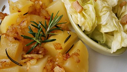 Brambory na zázvoru a citronové šťávě z mikrovlnky