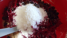 Chlebíček s červenou řepou