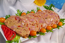 A tady je přidaná uzená krkovice.