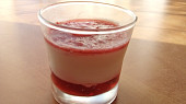 Panna cotta s jahodami