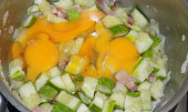 Míchaná vejce s okurkami