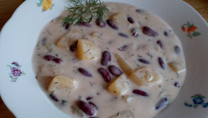 Vydatná fazolová polévka s koprem