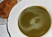 Jednoduchá špenátová polévka (Dělená strava podle LK - Kytičky+zelenina)