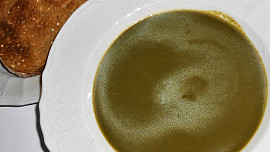 Jednoduchá špenátová polévka (Dělená strava podle LK - Kytičky+zelenina)