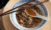 Japonská houbová polévka -きのこスープ (Houbová japonská)