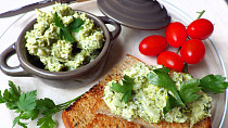 Pomazánka z brokolice a čerstvého sýra