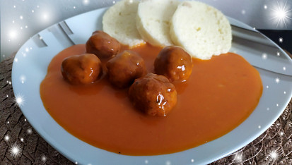 Rajská omáčka s karbanátkem, Místo karbanátků koule