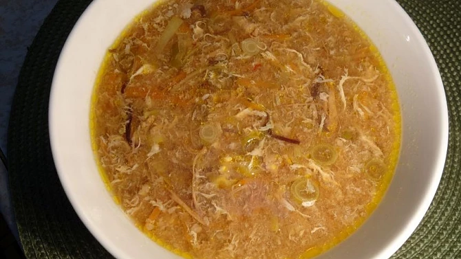 Sladkokyselá čínská kuřecí polévka