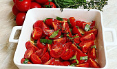 Losos s pečenými rajčátky